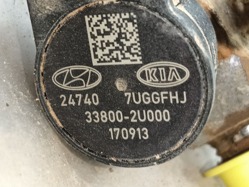 Recambio de inyector para kia stonic (yb) 1.6 crdi referencia OEM IAM 338002U000  