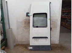 Recambio de puerta trasera izquierda para iveco daily iii furgoneta 35 s 13 v,35 c 13 v referencia OEM IAM   