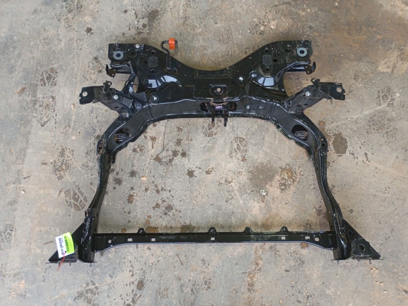 Recambio de puente delantero para mazda 3 hatchback (bp) 2.0 skyactiv-g m hybrid referencia OEM IAM   