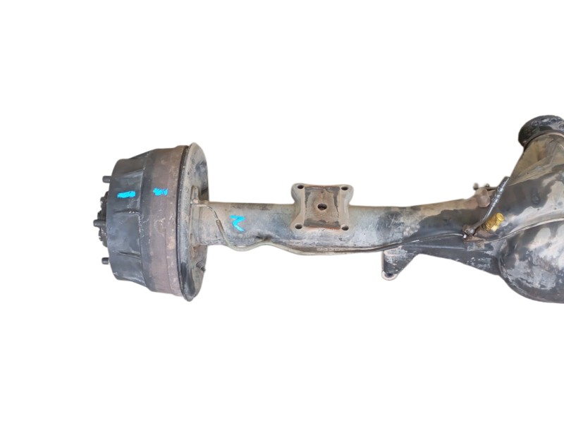 Recambio de puente trasero para nissan trade furgoneta 75 referencia OEM IAM   