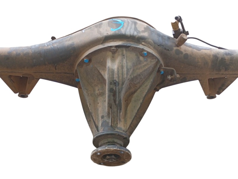 Recambio de puente trasero para nissan trade furgoneta 75 referencia OEM IAM   