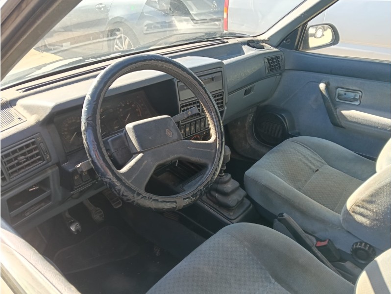 renault 19 i chamade (l53_) del año 1990