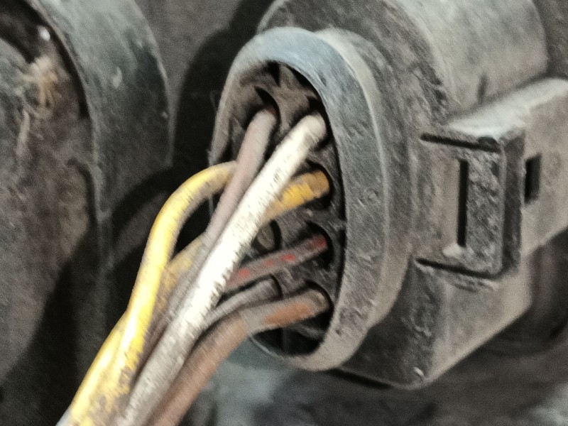 Recambio de faro derecho para seat toledo ii (1m2) 1.9 tdi referencia OEM IAM 1M1941016  