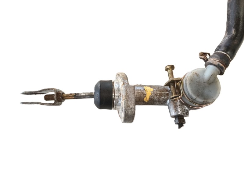 Recambio de bomba freno para nissan trade furgoneta 75 referencia OEM IAM   