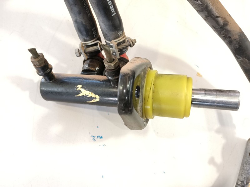 Recambio de bomba freno para nissan trade furgoneta 75 referencia OEM IAM   