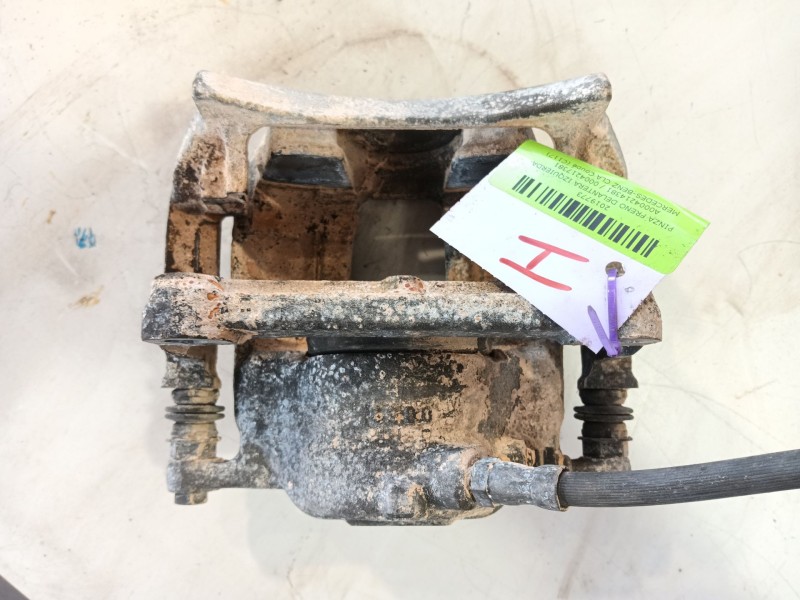 Recambio de pinza freno delantera izquierda para mercedes-benz cla coupé (c117) cla 220 cdi / d (117.303) referencia OEM IAM A00