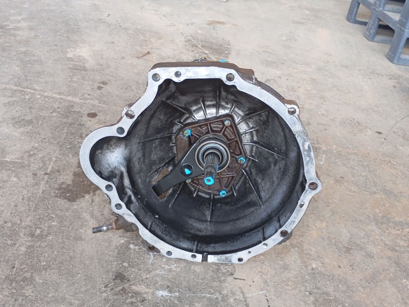 Recambio de caja cambios para nissan trade furgoneta 75 referencia OEM IAM   