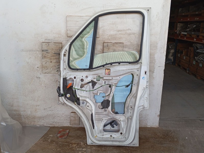 Recambio de puerta delantera derecha para iveco daily iii furgoneta 35 s 13 v,35 c 13 v referencia OEM IAM 99969025  