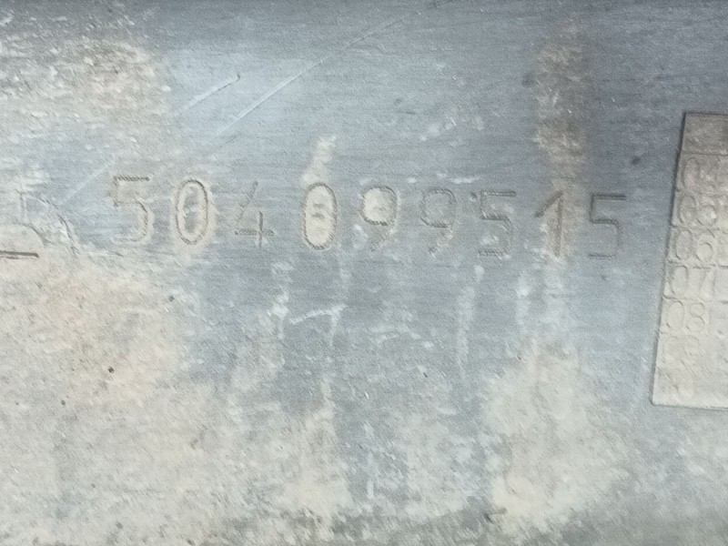 Recambio de aletin delantero izquierdo para iveco daily iii furgoneta 35 s 13 v,35 c 13 v referencia OEM IAM   