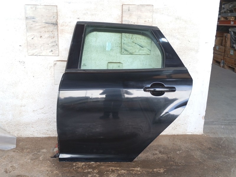Recambio de puerta trasera izquierda para ford focus iii turnier 1.6 ti referencia OEM IAM 2172764  