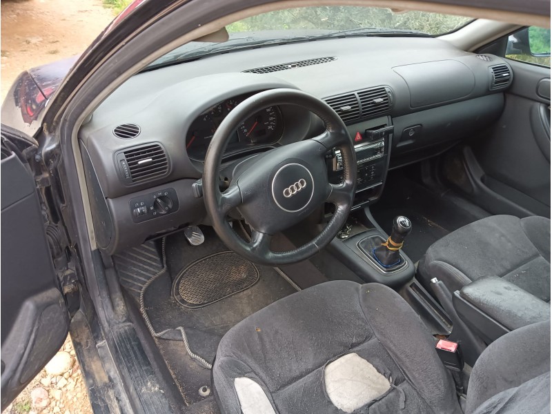 audi a3 (8l1) del año 2001