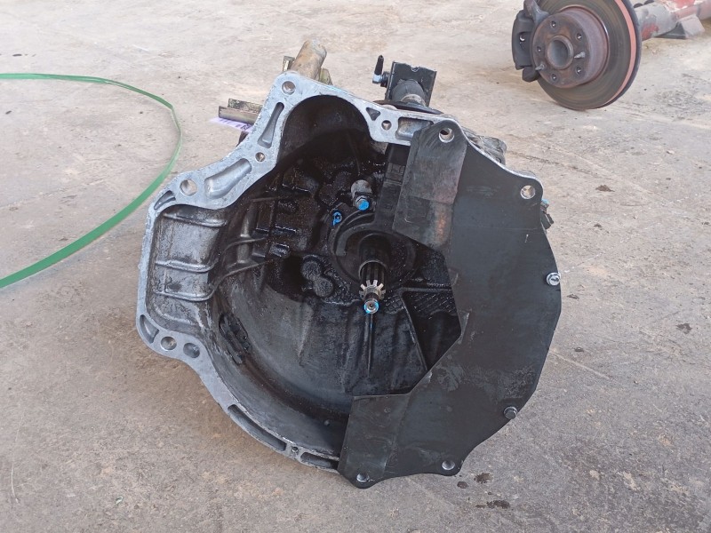 Recambio de caja cambios para iveco daily iii furgoneta 35 s 13 v,35 c 13 v referencia OEM IAM 08870502  