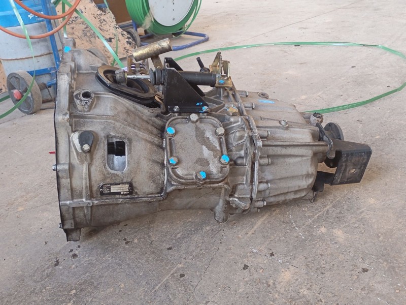 Recambio de caja cambios para iveco daily iii furgoneta 35 s 13 v,35 c 13 v referencia OEM IAM 08870502  