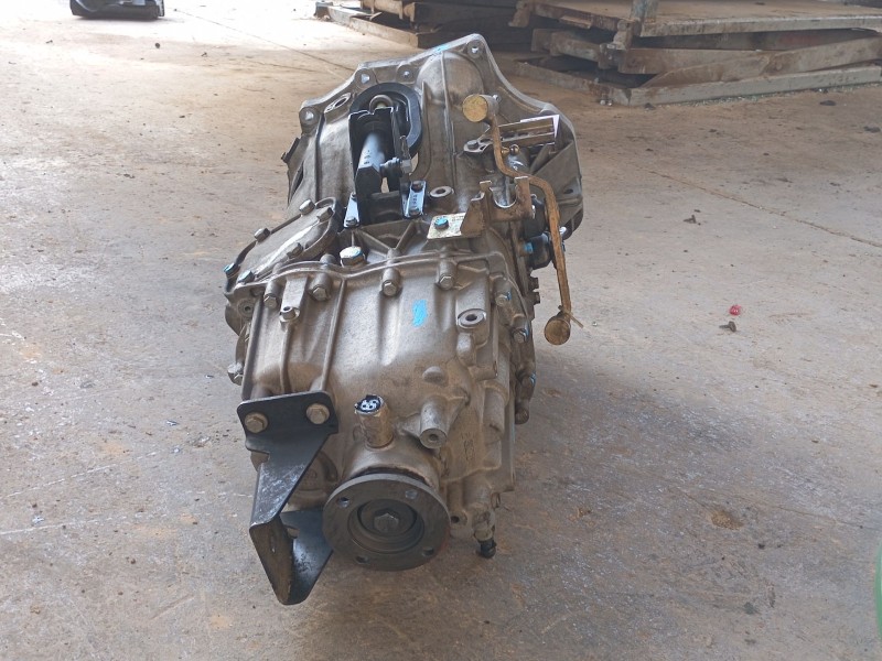 Recambio de caja cambios para iveco daily iii furgoneta 35 s 13 v,35 c 13 v referencia OEM IAM 08870502  