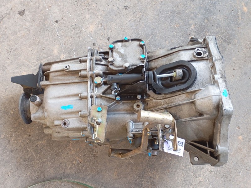 Recambio de caja cambios para iveco daily iii furgoneta 35 s 13 v,35 c 13 v referencia OEM IAM 08870502  