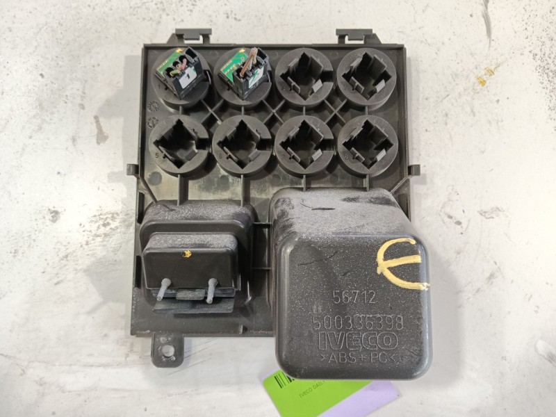 Recambio de warning para iveco daily iii furgoneta 35 s 13 v,35 c 13 v referencia OEM IAM   