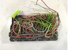 Recambio de caja reles / fusibles para iveco daily iii furgoneta 35 s 13 v,35 c 13 v referencia OEM IAM    2