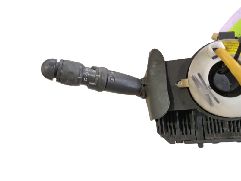 Recambio de mando multifuncion para iveco daily iii furgoneta 35 s 13 v,35 c 13 v referencia OEM IAM   