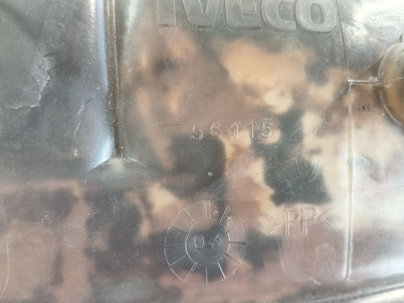 Recambio de deposito expansion para iveco daily iii furgoneta 35 s 13 v,35 c 13 v referencia OEM IAM 504038776  