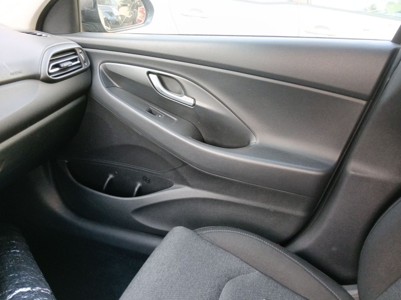 Recambio de guarnecido puerta delantera derecha para kia ceed (cd) 1.0 t-gdi referencia OEM IAM   