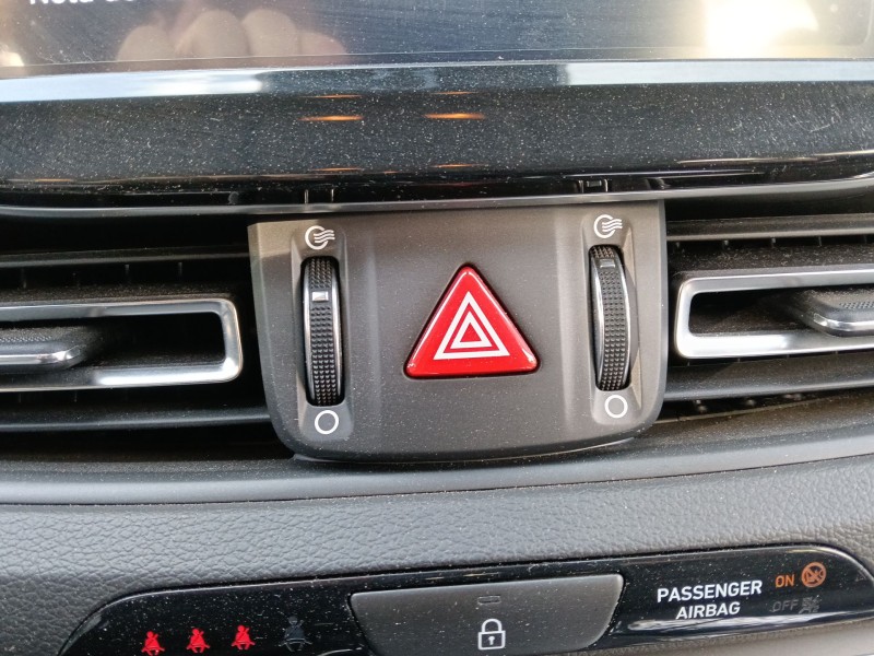 Recambio de warning para kia ceed (cd) 1.0 t-gdi referencia OEM IAM   