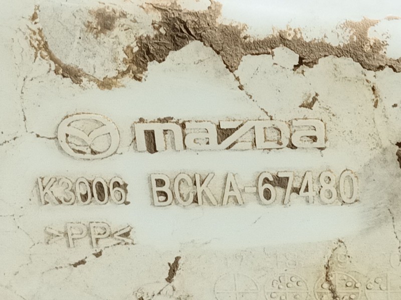 Recambio de deposito limpia para mazda 3 hatchback (bp) 2.0 skyactiv-g m hybrid referencia OEM IAM  BCKA67480 