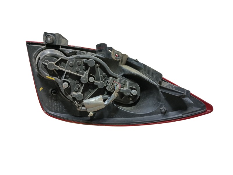 Recambio de piloto trasero izquierdo para nissan primera hatchback (p12) 1.9 dci referencia OEM IAM 26555AU21B  