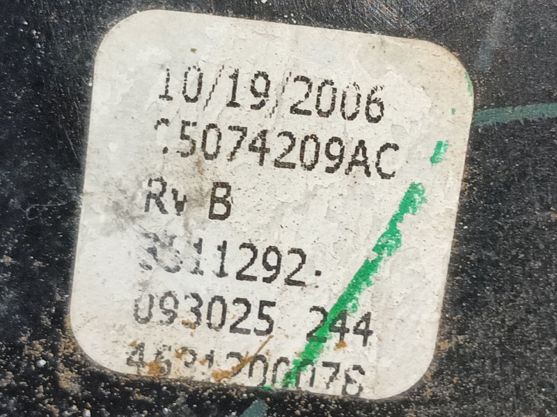 Recambio de retrovisor izquierdo para dodge caliber 2.0 crd referencia OEM IAM   