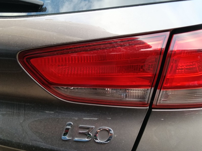 Recambio de piloto trasero derecho interior para kia ceed (cd) 1.0 t-gdi referencia OEM IAM   