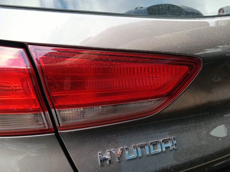 Recambio de piloto trasero izquierdo interior para kia ceed (cd) 1.0 t-gdi referencia OEM IAM   