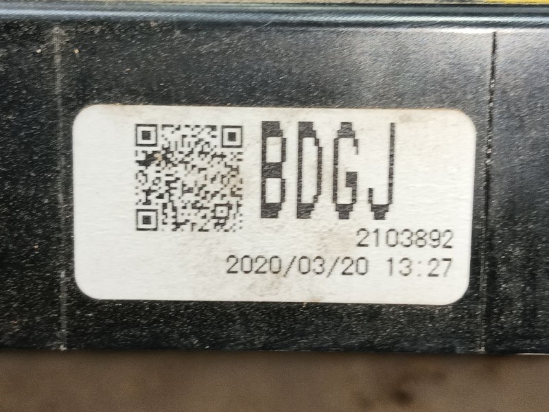 Recambio de pantalla multifuncion para mazda 3 hatchback (bp) 2.0 skyactiv-g m hybrid referencia OEM IAM   