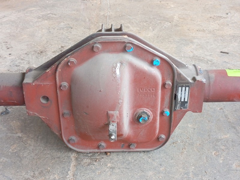 Recambio de puente trasero para iveco daily iii furgoneta 35 s 13 v,35 c 13 v referencia OEM IAM   