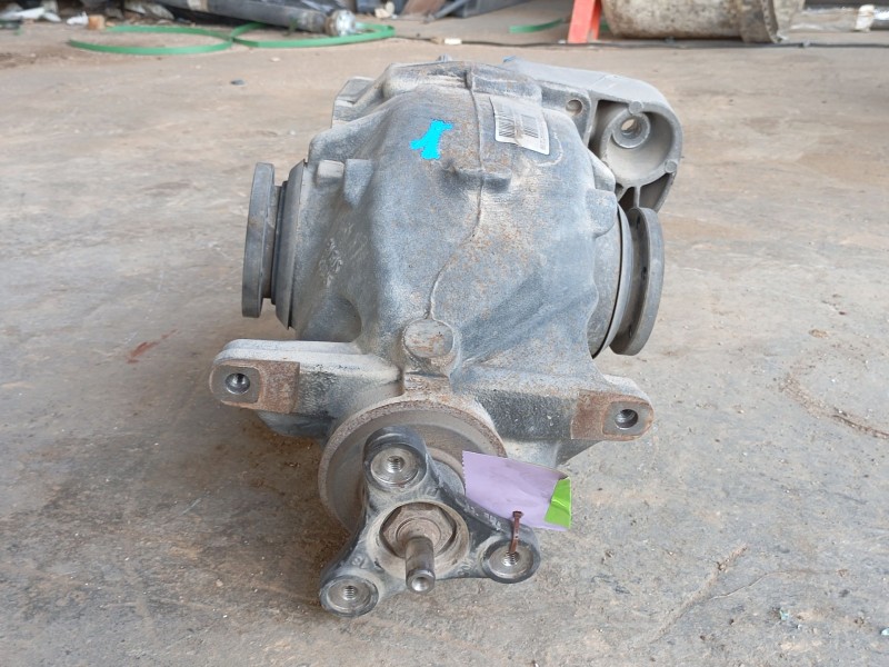 Recambio de diferencial trasero para bmw 3 (e90) 320 d referencia OEM IAM 33107566218  