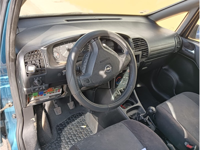 opel zafira a monospace (t98) del año 2001