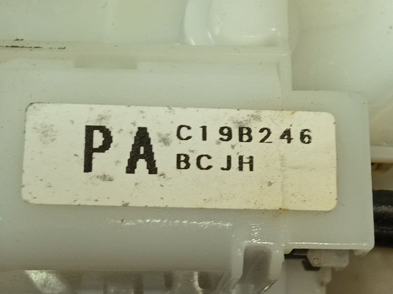 Recambio de cerradura puerta delantera izquierda para mazda 3 hatchback (bp) 2.0 skyactiv-g m hybrid referencia OEM IAM  PAC19B2