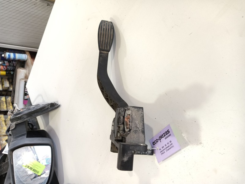 Recambio de pedal acelerador para iveco daily iii furgoneta 35 s 13 v,35 c 13 v referencia OEM IAM 500336517  