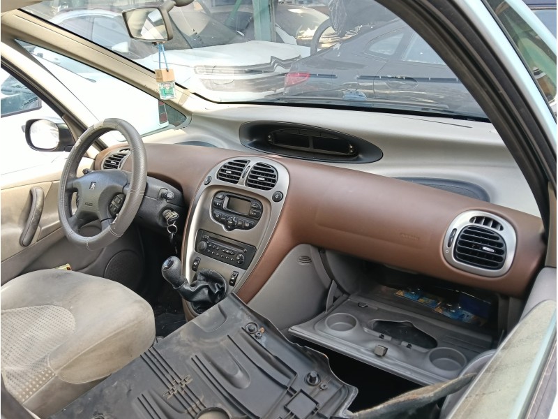 citroën xsara picasso (n68) del año 2002