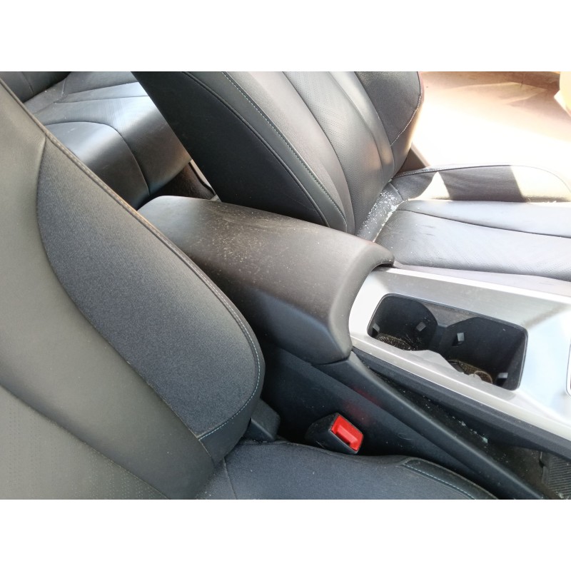 Recambio de apoyabrazos central para mg mg 5 station wagon ev referencia OEM IAM   