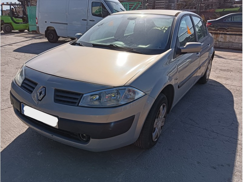 renault megane ii sedán (lm0/1_) del año 2004
