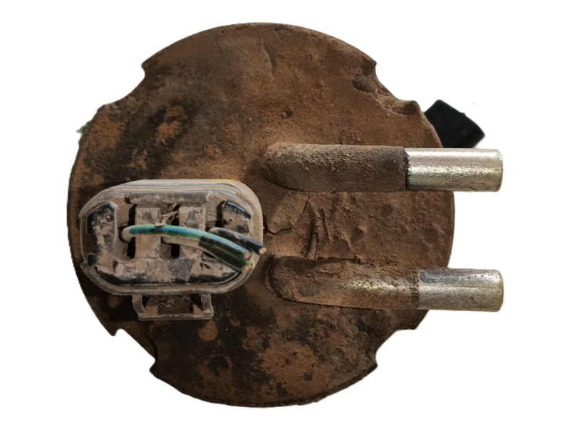 Recambio de bomba combustible para nissan trade furgoneta 75 referencia OEM IAM   