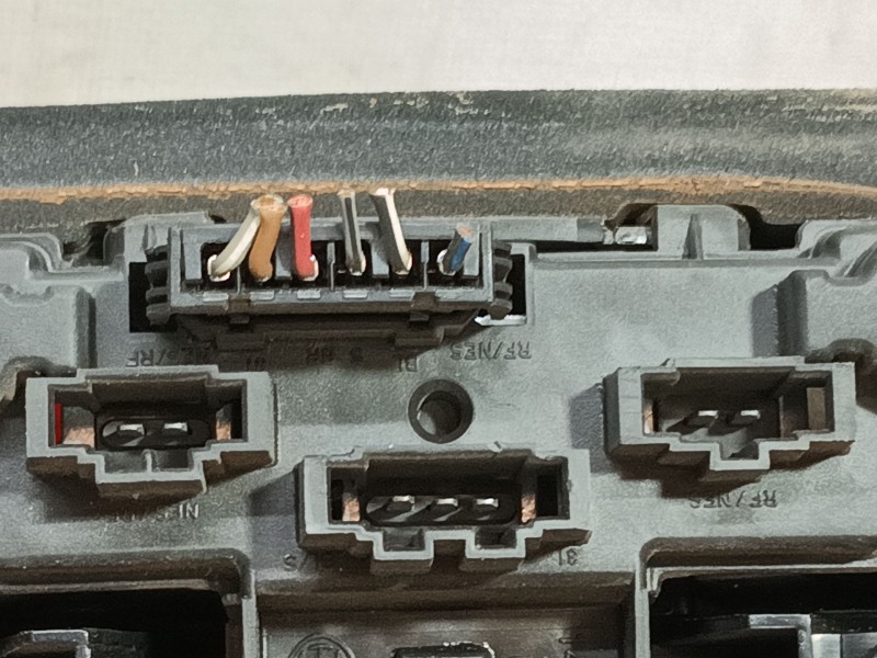 Recambio de piloto trasero izquierdo para volkswagen golf iv (1j1) 1.6 referencia OEM IAM   