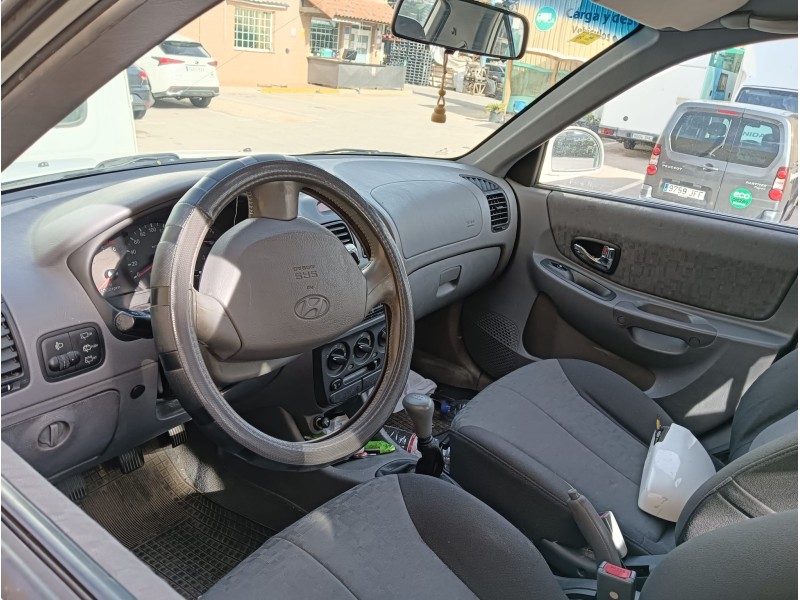 hyundai accent ii sedán (lc) del año 2004