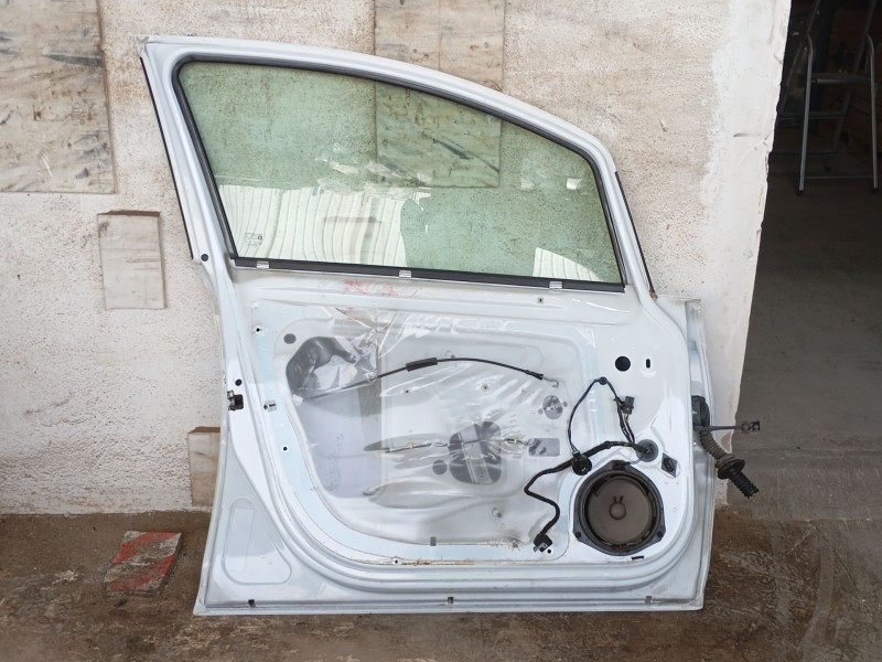 Recambio de puerta delantera izquierda para opel corsa d (s07) 1.4 (l08, l68) referencia OEM IAM 93189328  