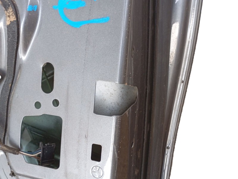 Recambio de puerta trasera derecha para bmw 3 (e90) 320 d referencia OEM IAM   