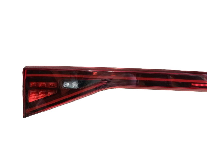 Recambio de piloto trasero central para cupra formentor (km7, kmp) 1.5 tsi referencia OEM IAM   