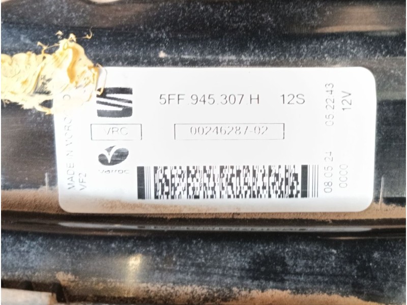 Recambio de piloto trasero central para cupra formentor (km7, kmp) 1.5 tsi referencia OEM IAM   