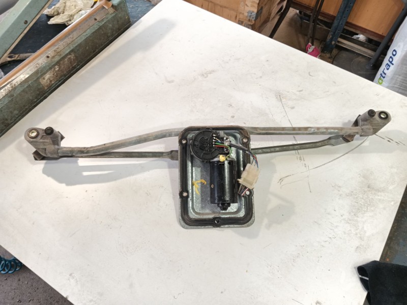 Recambio de motor limpia delantero para nissan atleon 110 tk35/1 referencia OEM IAM   