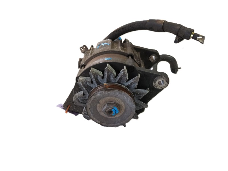 Recambio de alternador para nissan atleon 110 tk35/1 referencia OEM IAM   