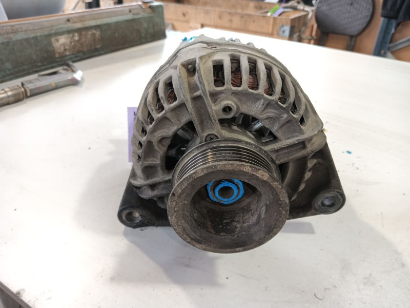 Recambio de alternador para iveco daily iii furgoneta 35 s 13 v,35 c 13 v referencia OEM IAM 500335719  