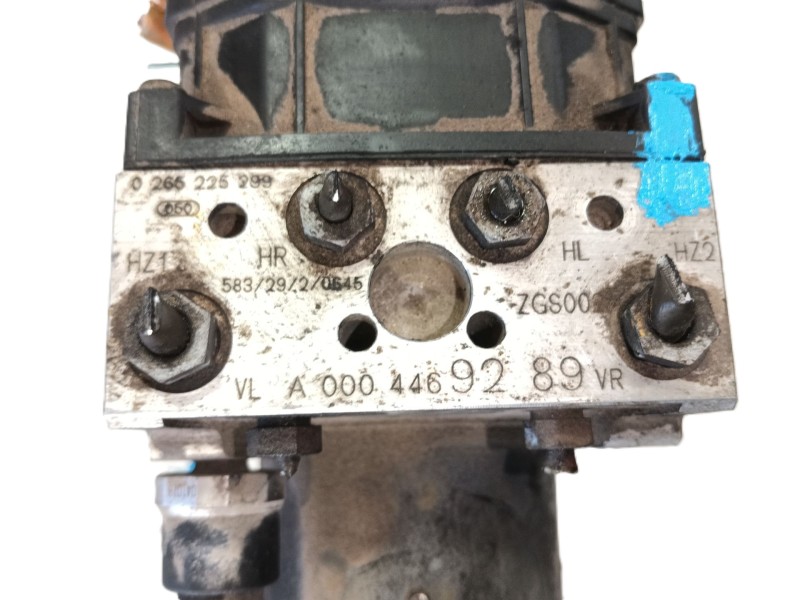 Recambio de abs para mercedes-benz sprinter 3-t furgoneta (b903) 313 cdi (903.663, 903.662, 903.661) referencia OEM IAM 00044657